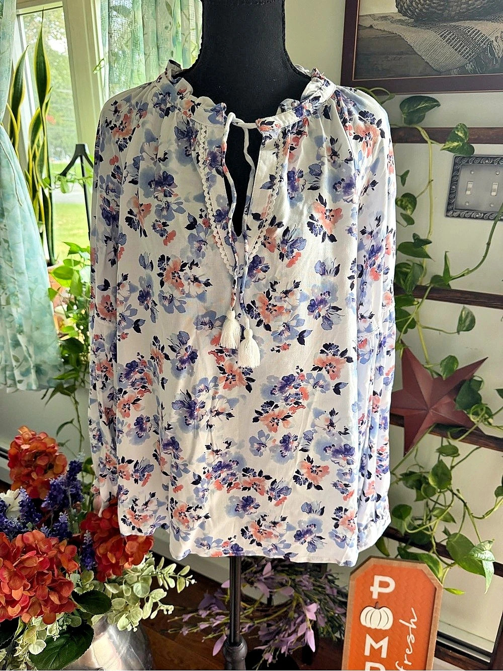 Lands' End Women's Voile Tie Neck Poet Blouse Floral White & Blue Large